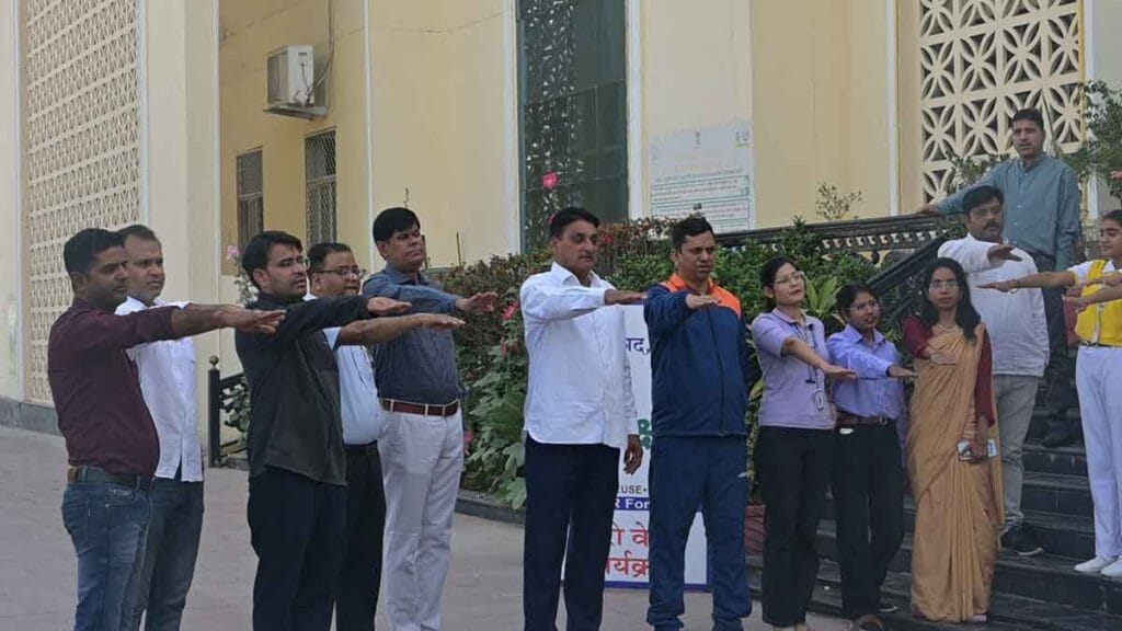 Sikar Clean Movement: देश में चमकेगा सीकर, हम बनाएंगे शहर को साफ, स्वच्छ व सुंदर, आप भी 'क्लीन सीकर मूवमेंट' में जुड़िए