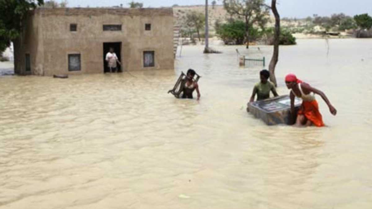 Rajasthan Flood History: राजस्थान के 3 भयंकर बाढ़, जब रेगिस्तान बना था समंदर, आज भी कलेजा चीरती हैं वो तस्वीरें 2006 flood in rajasthan see photo