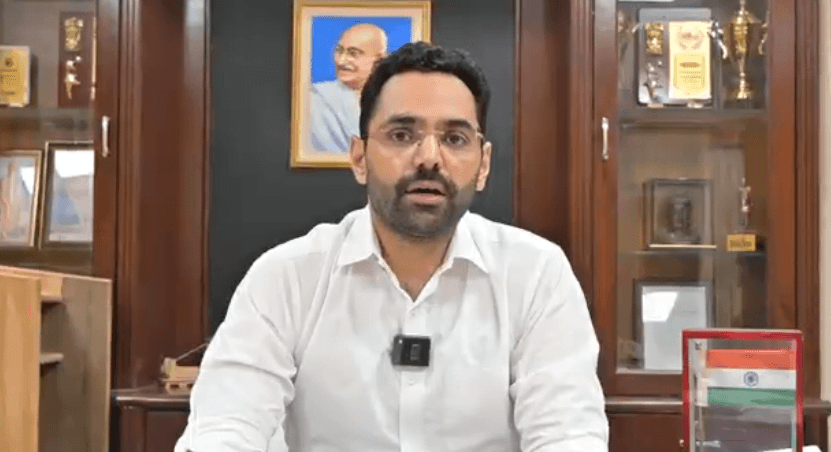 'हर घर तिरंगा अभियान' पर FM Sikar ने सीकर DM से की बात, इस तरह से मनाया जा रहा है जश्न How Har Ghar Tiranga Celebrating In Sikar