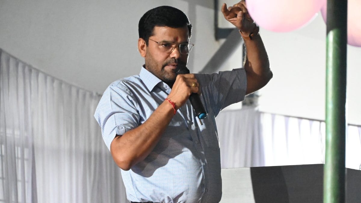 Sikar News: मैट्रिक्स एकेडमी में ओपन टॉक सत्र का आयोजन, डॉक्टर ने दिए टिप्स- बच्चों को कैसे रखें चिंता-तनाव से दूर Sikar News: मैट्रिक्स एकेडमी में ओपन टॉक सत्र का आयोजन, डॉक्टर ने दिए टिप्स- बच्चों को कैसे रखें चिंता-तनाव से दूर