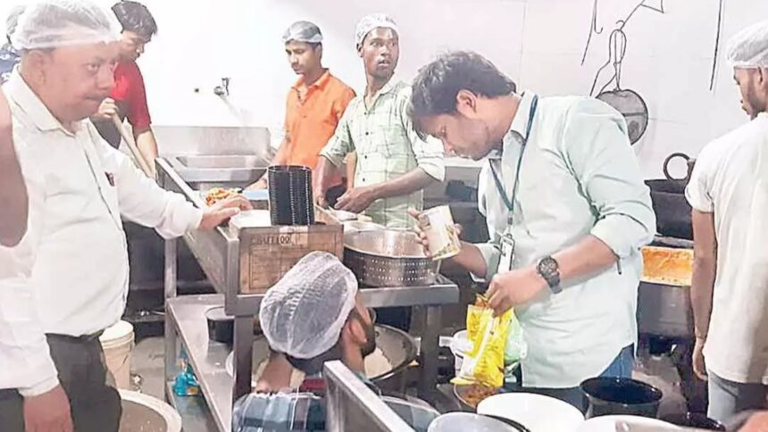jaipur food safety raid 1758601136 - FM SIKAR News