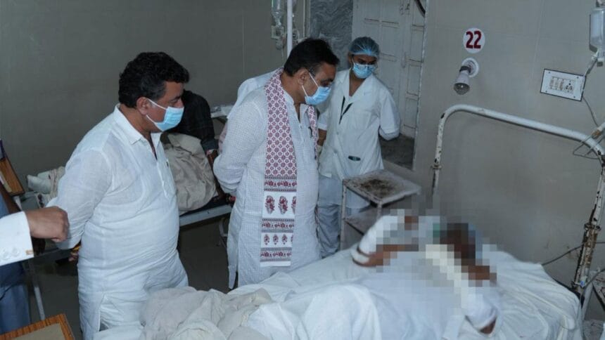 Jaisalmer Bus Fire Tragedy: जैसलमेर में दर्दनाक हादसे के बाद CM का दौरा, जानें क्या कहा मौके पर पहुंचकर Jaisalmer Bus Fire Tragedy: जैसलमेर में दर्दनाक हादसे के बाद CM का दौरा, जानें क्या कहा मौके पर पहुंचकर