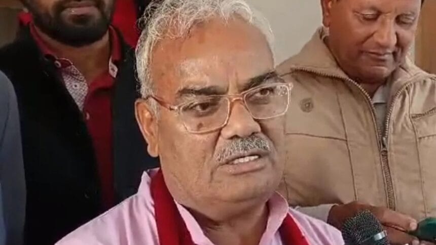 Rajasthan Education Update: अब राष्ट्रगान-राष्ट्रगीत से ही लगेगी हाजिरी, जानें कैसे होगी उपस्थिति दर्ज!