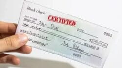 Cheque Clearance New Rule 2025: दिल्ली-मुंबई में RBI का बड़ा बदलाव, जानें कैसे होगा फास्ट ट्रैक क्लियरेंस