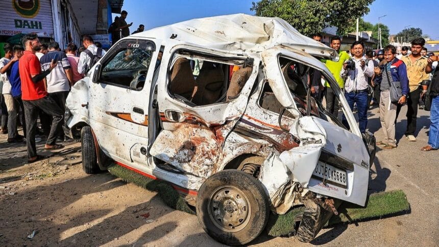 Jaipur Accident: "किसी का हाथ मिला तो किसी का पैर" - जयपुर हादसे में 13 मौतें, नशे में डंपर ने 17 गाड़ियों को कुचला