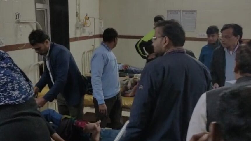 Sikar Gas Leakage: सीकर के रीको इंडस्ट्रियल एरिया में जहरीली गैस का रिसाव, 20 से ज्यादा लोग अस्पताल में भर्ती; क्या कारण था?