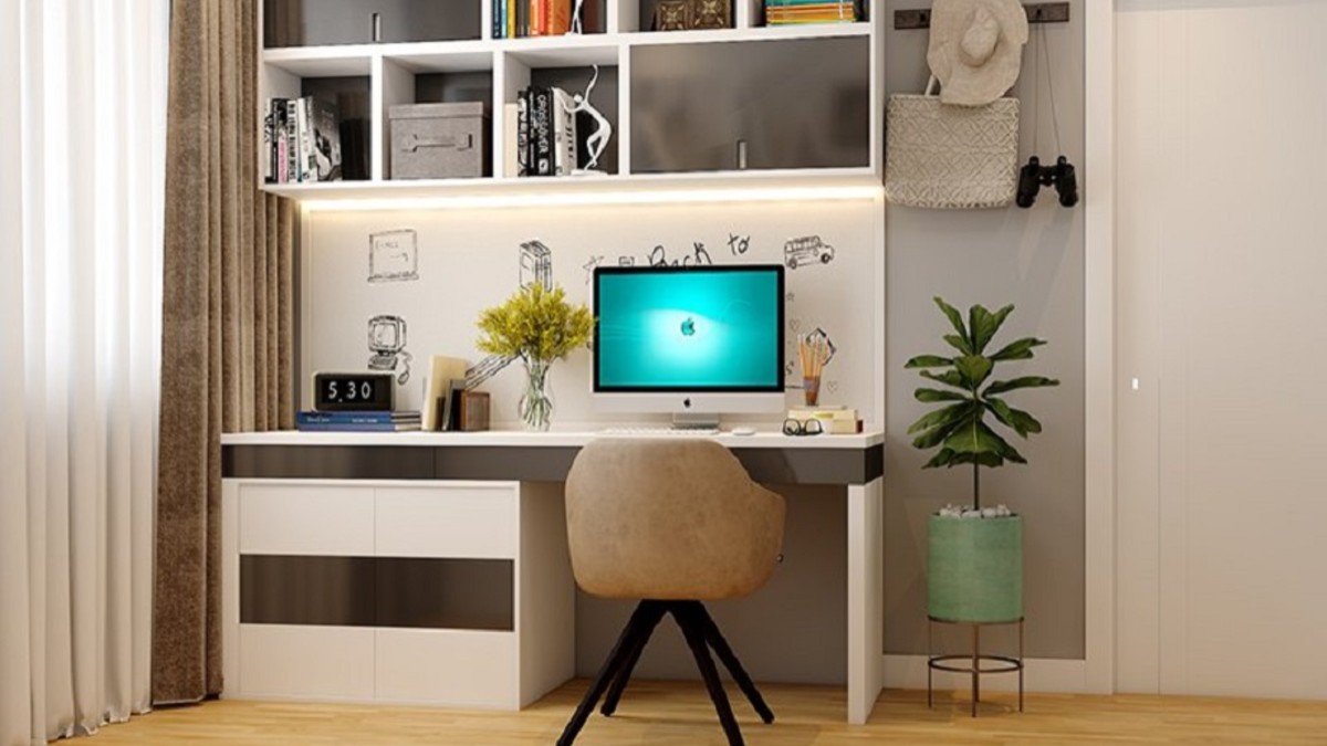 Vastu Tips for Office Desk Arrangement for Success and Peace